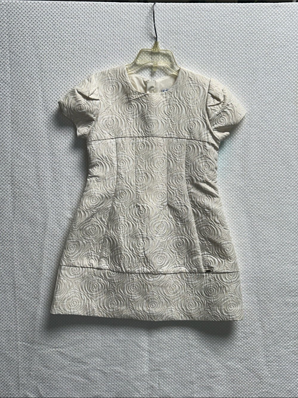 Elegant Mayoral Cream Textured  Girl’s Grad or Wedding Dress. NWT. Size 6 & 9